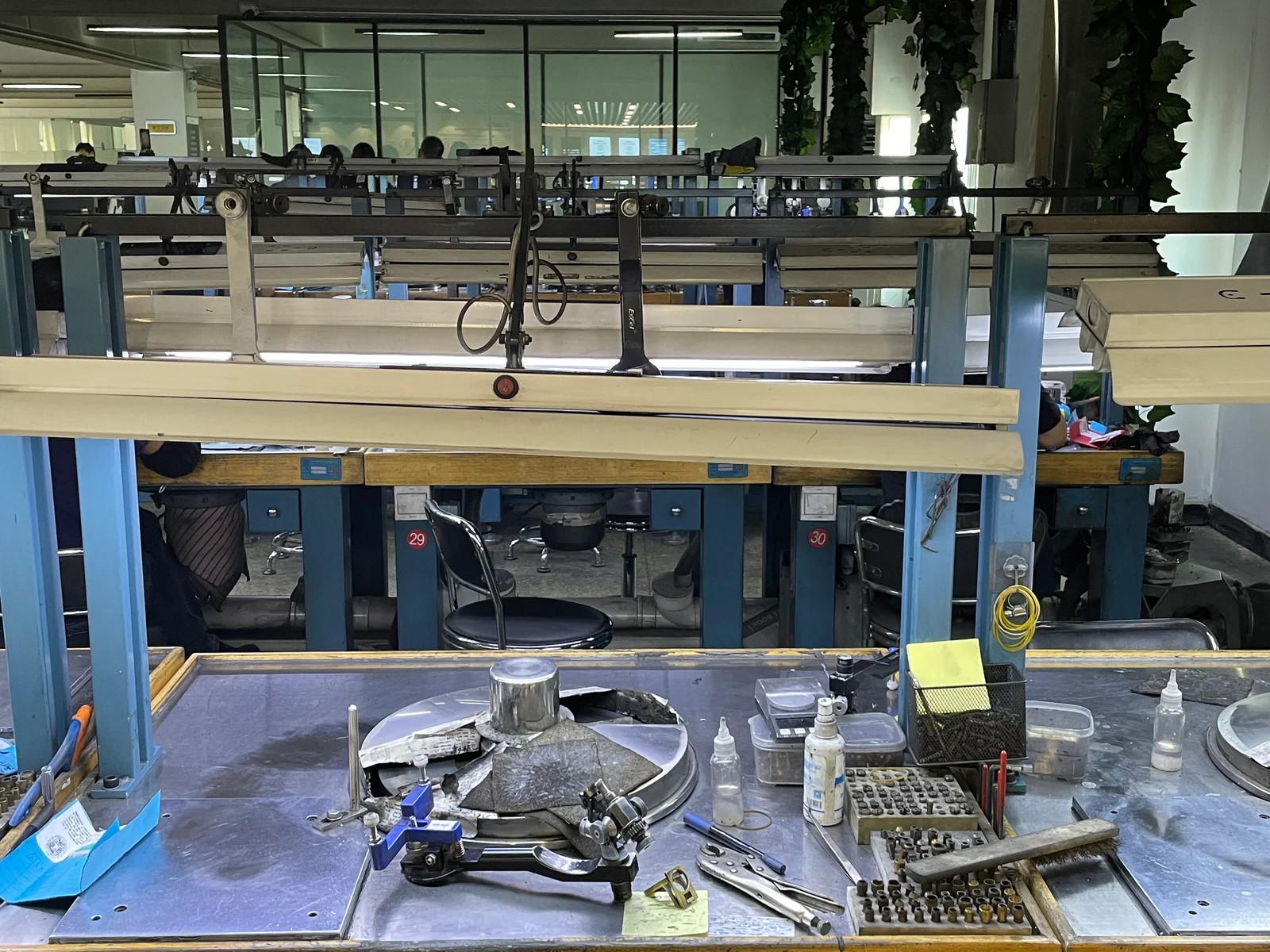 Partner workshop equipment